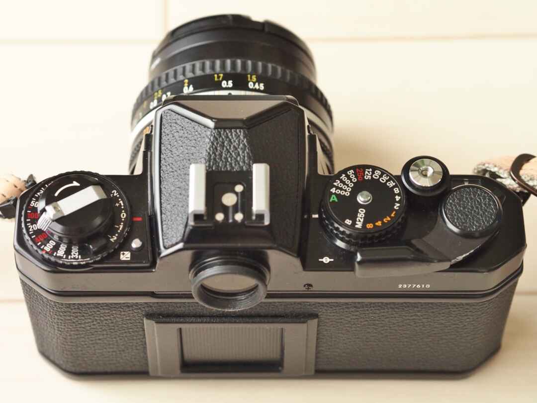 Hさん用　Nikon FE2 ボディ ニコン フィルム 一眼レフカメラ