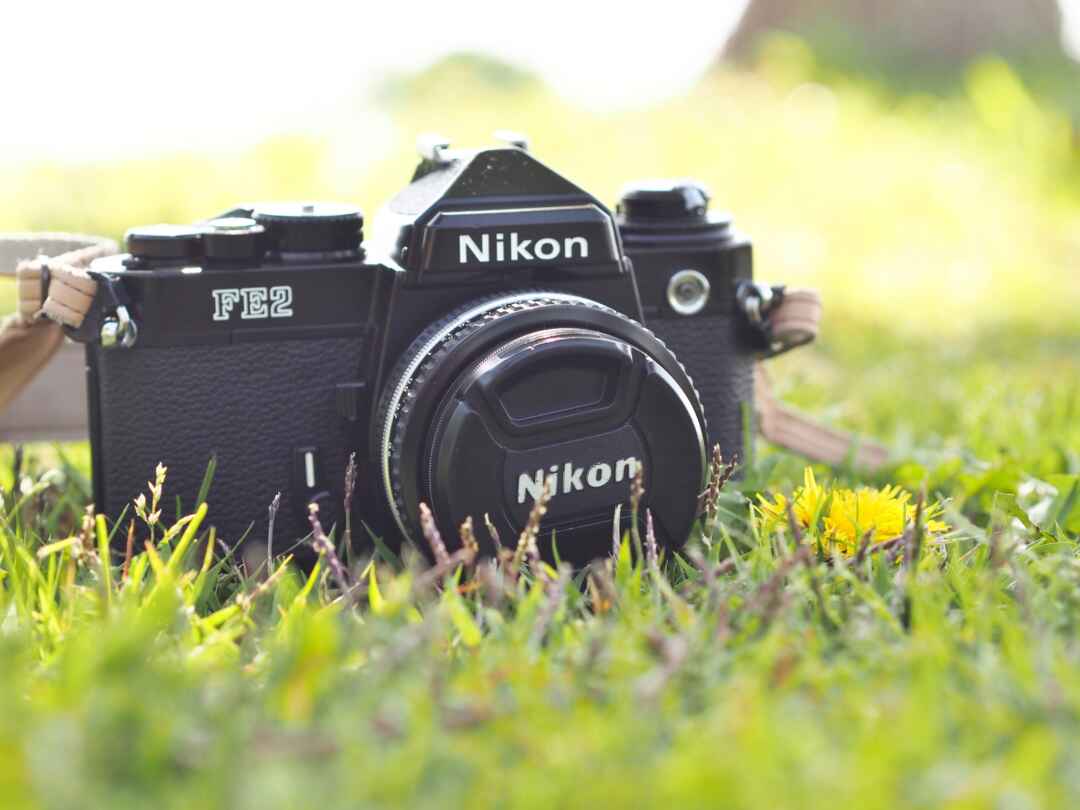 Nikon ニコン FE2 - フィルムカメラ